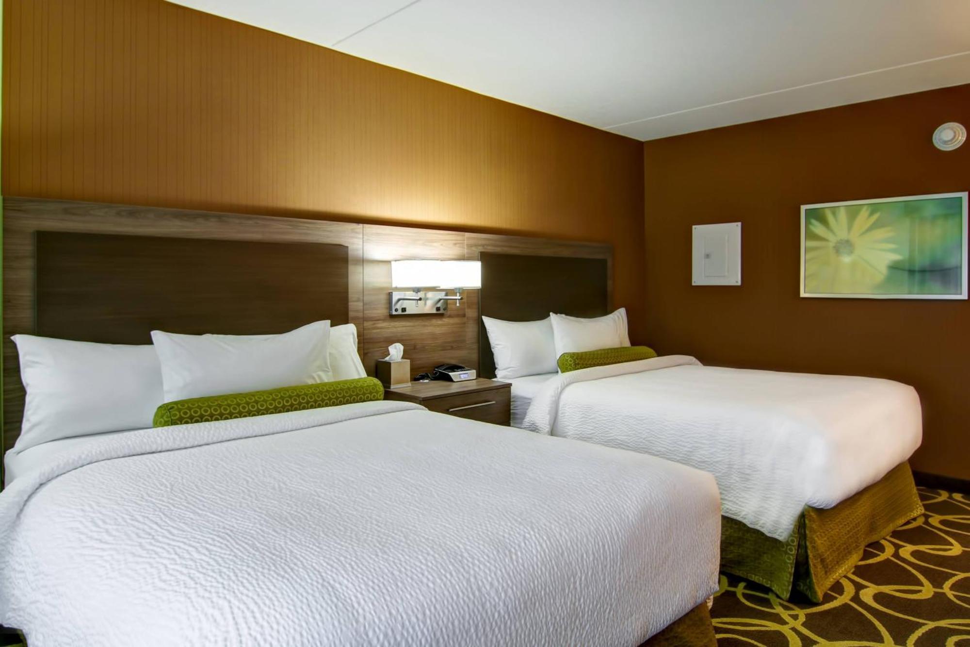 Towneplace Suites By Marriott Kincardine Esterno foto